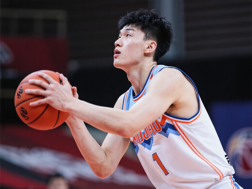 分析齐麟的成长路径不难发现，这位新疆球员