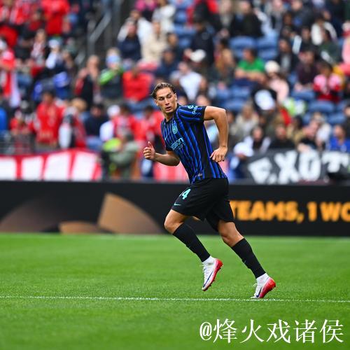 打进生涯意杯首球，皮奥成为国米队内首位四项赛