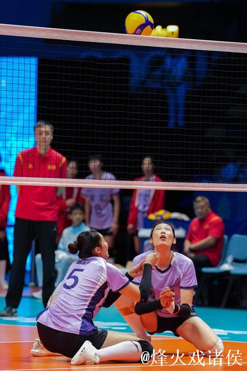 河南队3-1击败云南队 朱婷带领球队全运会连胜两场 河南队3-1击败云南队 朱婷带领球队全运会连胜两场